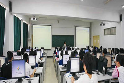 南充邮电工业学校 计算机应用专业（中专+大专）——软硬件技能双修，开启信息技术未来